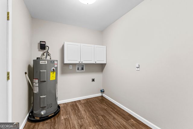 3957 Tommy Lee Cook Road, Newnan, GA 30263