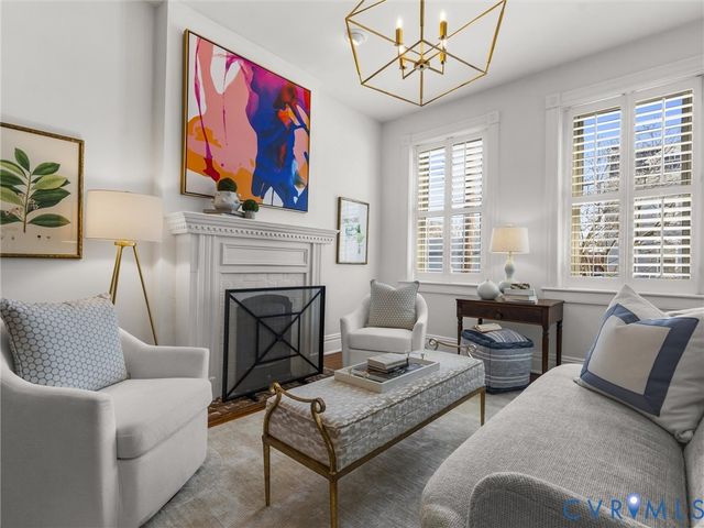 4 Strawberry St, Richmond, VA 23220