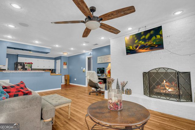 72 Cade Street, Hartwell, GA 30643