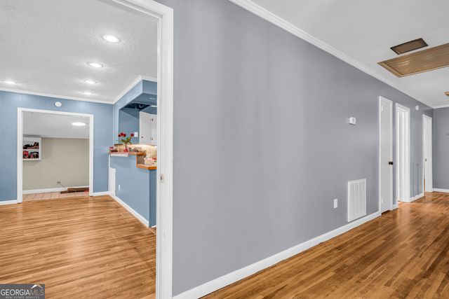 72 Cade Street, Hartwell, GA 30643