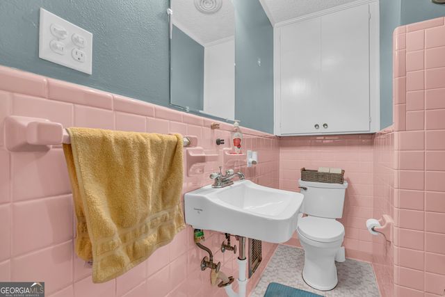 72 Cade Street, Hartwell, GA 30643