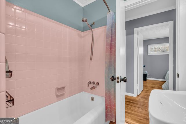 72 Cade Street, Hartwell, GA 30643