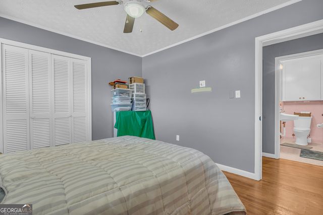 72 Cade Street, Hartwell, GA 30643