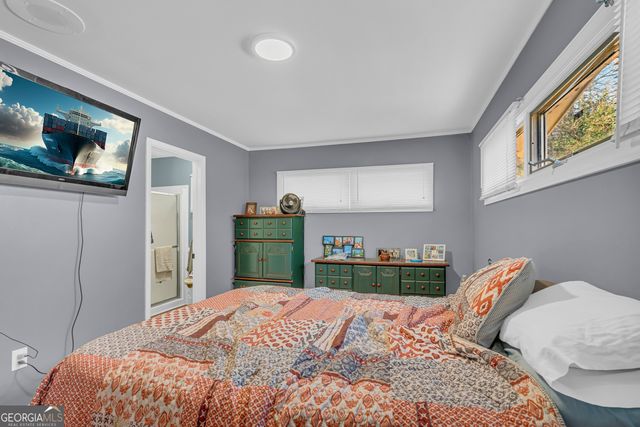 72 Cade Street, Hartwell, GA 30643