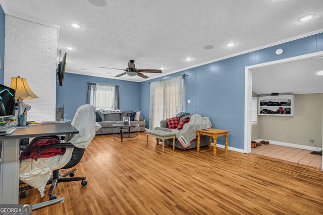 72 Cade Street, Hartwell, GA 30643