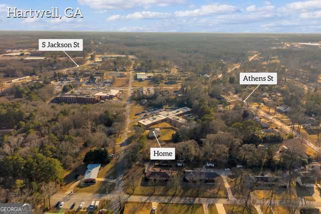 72 Cade Street, Hartwell, GA 30643