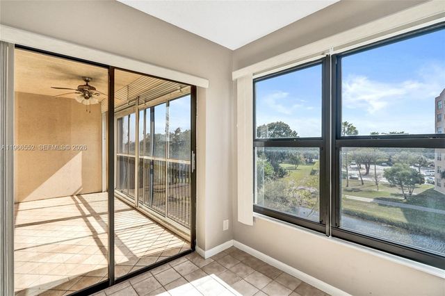 14475 Strathmore Ln 406, Delray Beach, FL 33446