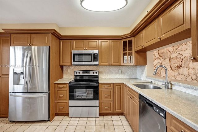 14475 Strathmore Ln 406, Delray Beach, FL 33446