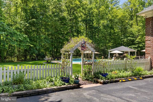 10 CAVAL CADE LN, Stafford, VA 22556