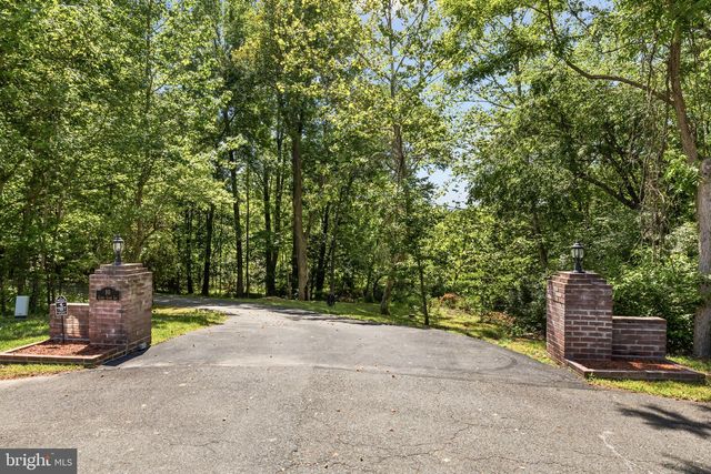 10 CAVAL CADE LN, Stafford, VA 22556