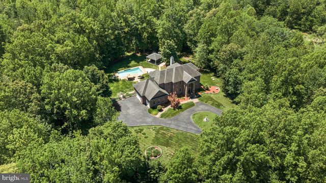 10 CAVAL CADE LN, Stafford, VA 22556
