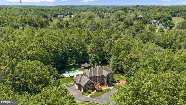 10 CAVAL CADE LN, Stafford, VA 22556