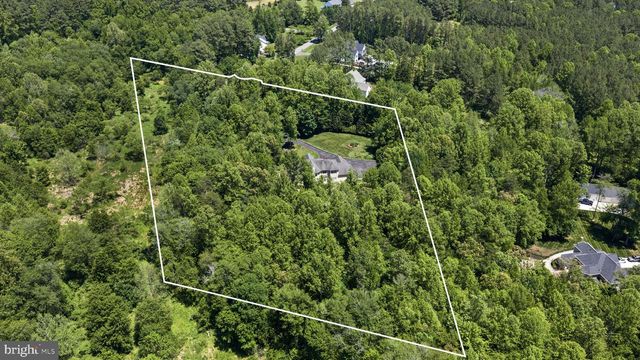 10 CAVAL CADE LN, Stafford, VA 22556