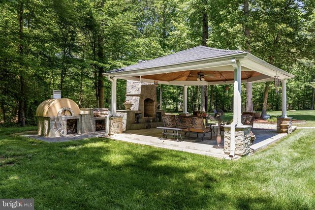 10 CAVAL CADE LN, Stafford, VA 22556