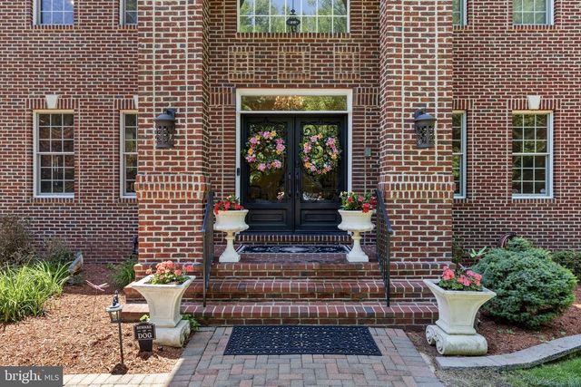 10 CAVAL CADE LN, Stafford, VA 22556