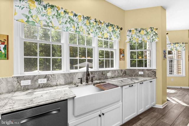 10 CAVAL CADE LN, Stafford, VA 22556
