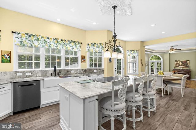 10 CAVAL CADE LN, Stafford, VA 22556