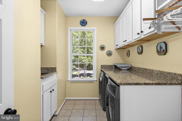 10 CAVAL CADE LN, Stafford, VA 22556