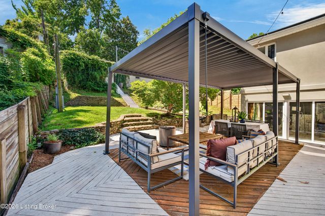 2410 Cross Hill Rd, Louisville, KY 40206