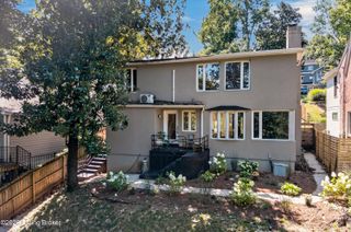 2410 Cross Hill Rd, Louisville, KY 40206