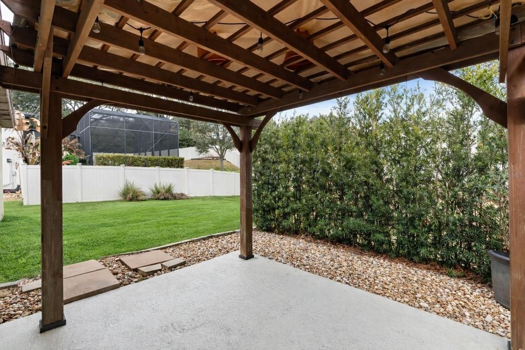 Image 3 of property listing at 20913 SULLIVAN RANCH BOULEVARD, Mount Dora, FL 32757