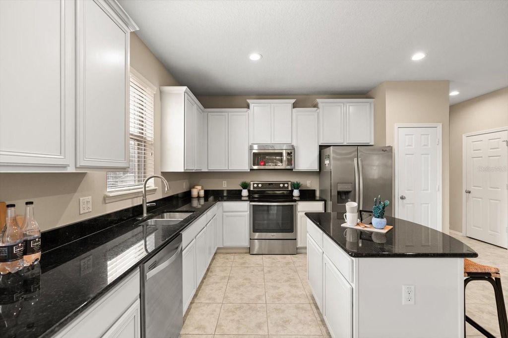 Image 4 of property listing at 20913 SULLIVAN RANCH BOULEVARD, Mount Dora, FL 32757