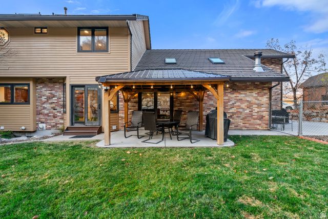 1225 E 5275 S, South Ogden, UT 84403