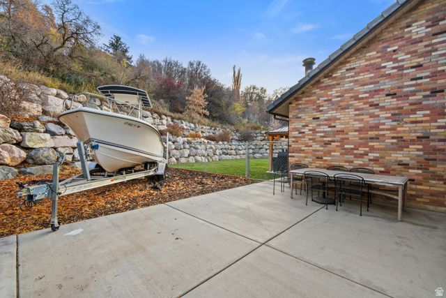 1225 E 5275 S, South Ogden, UT 84403