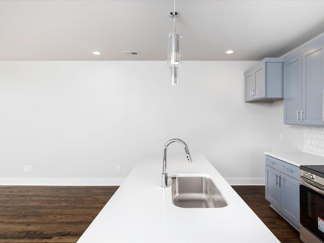 13A Fern Ave, Nashville, TN 37207