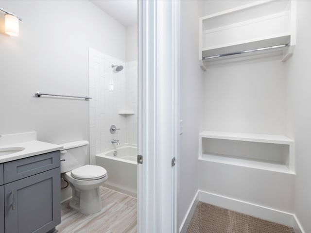 13A Fern Ave, Nashville, TN 37207