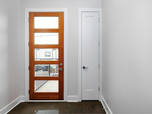 13A Fern Ave, Nashville, TN 37207