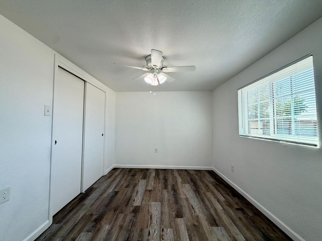 Image 16 of property listing at 25706 Ellis Street, Madera, CA 93638