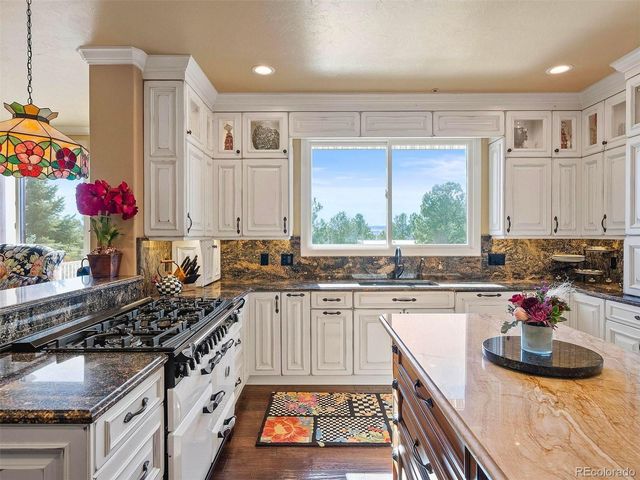 2124 Ridge Plaza Drive, Castle Rock, CO 80108