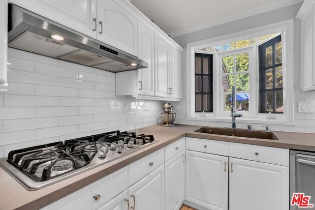 7170 Deveron Ridge Road, West Hills, CA 91307