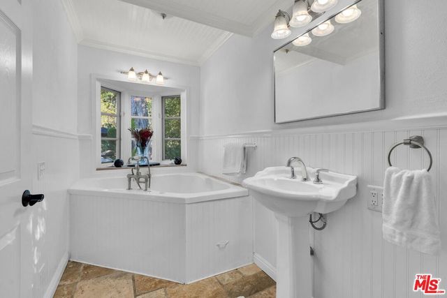 7170 Deveron Ridge Road, West Hills, CA 91307