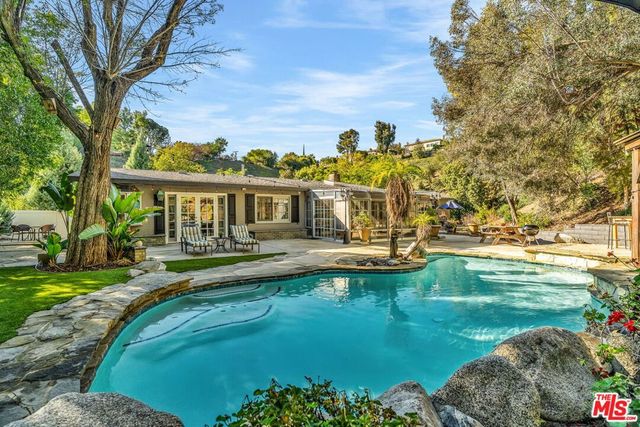 7170 Deveron Ridge Road, West Hills, CA 91307