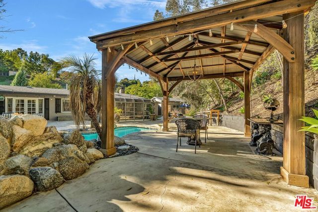 7170 Deveron Ridge Road, West Hills, CA 91307