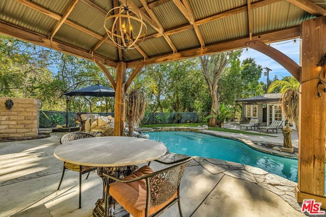 7170 Deveron Ridge Road, West Hills, CA 91307