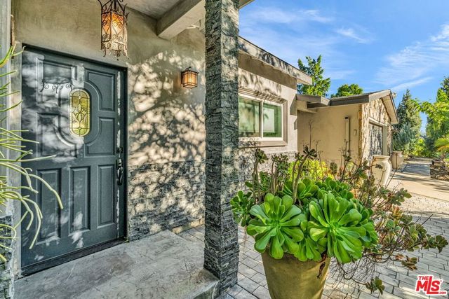 7170 Deveron Ridge Road, West Hills, CA 91307