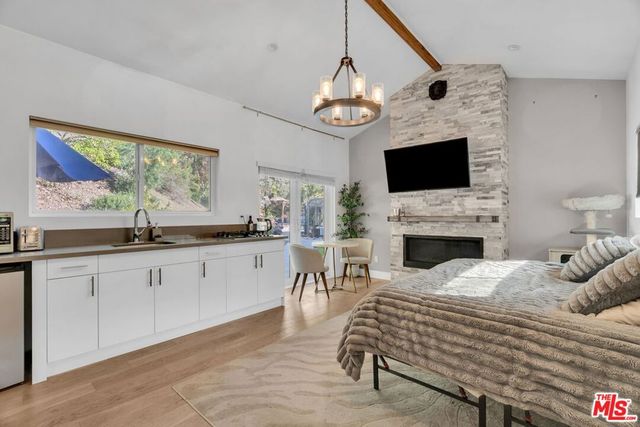 7170 Deveron Ridge Road, West Hills, CA 91307