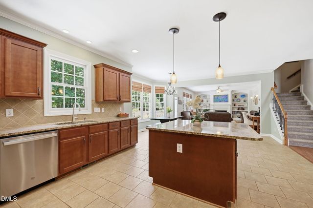 109 Arlen Park Place, Holly Springs, NC 27540