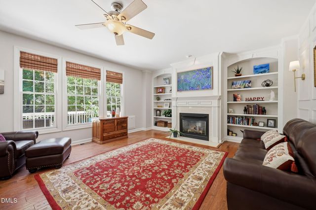 109 Arlen Park Place, Holly Springs, NC 27540