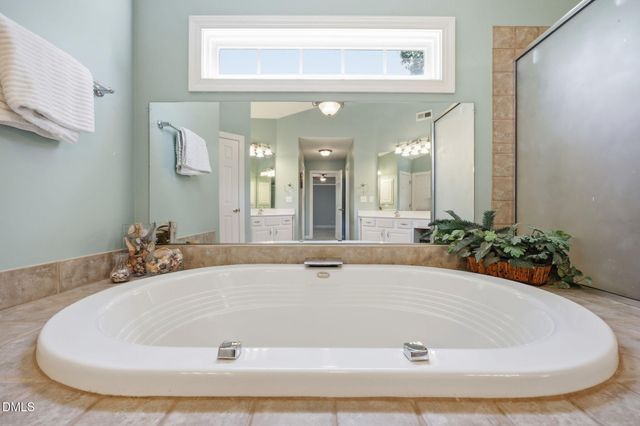 109 Arlen Park Place, Holly Springs, NC 27540