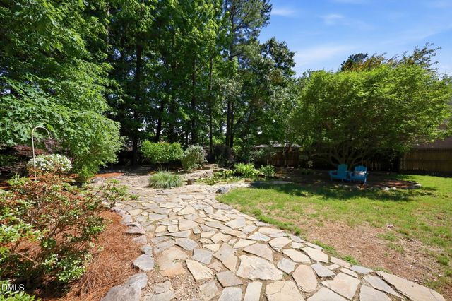 109 Arlen Park Place, Holly Springs, NC 27540