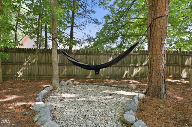 109 Arlen Park Place, Holly Springs, NC 27540