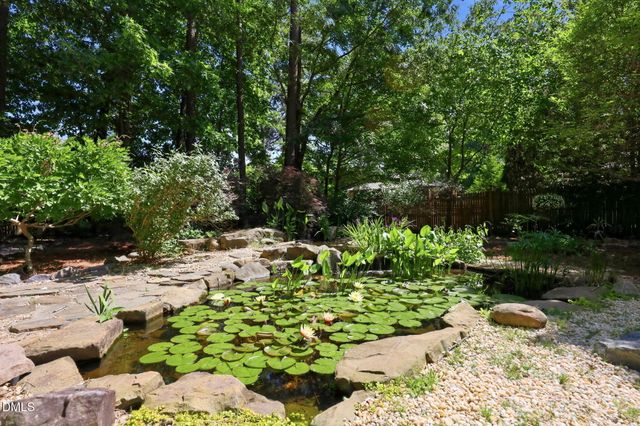 109 Arlen Park Place, Holly Springs, NC 27540