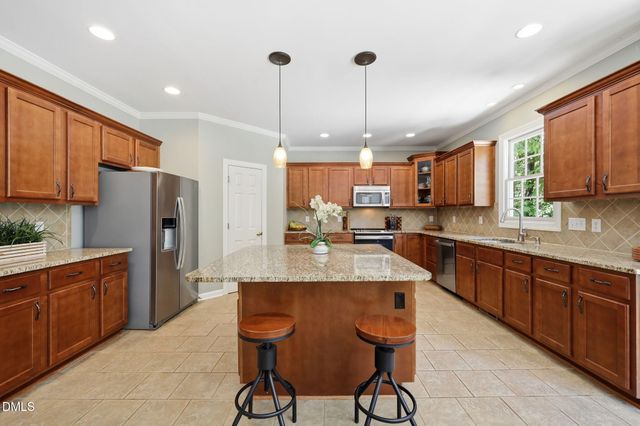 109 Arlen Park Place, Holly Springs, NC 27540