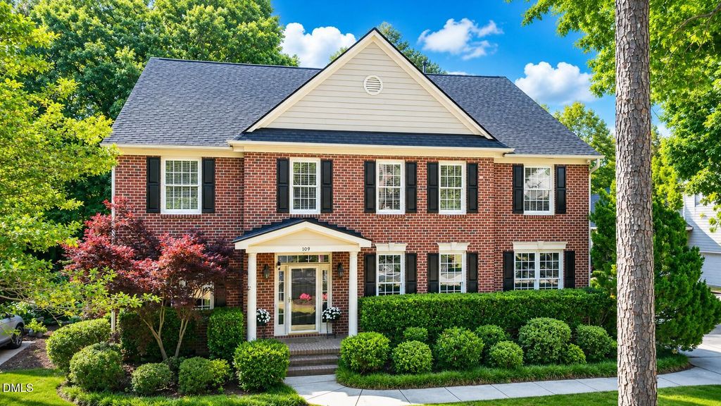 109 Arlen Park Place, Holly Springs, NC 27540