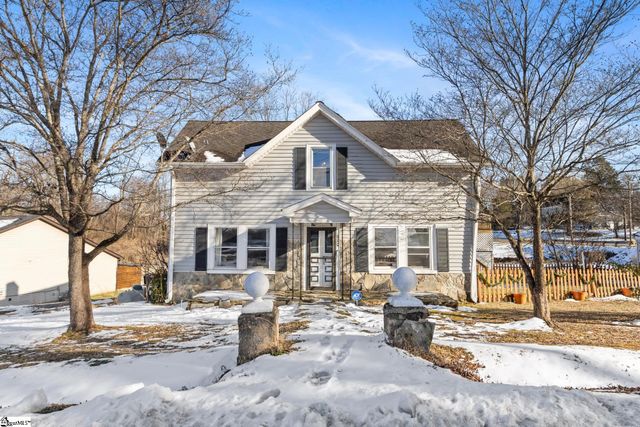 104 Montgomery Street, Campobello, SC 29322