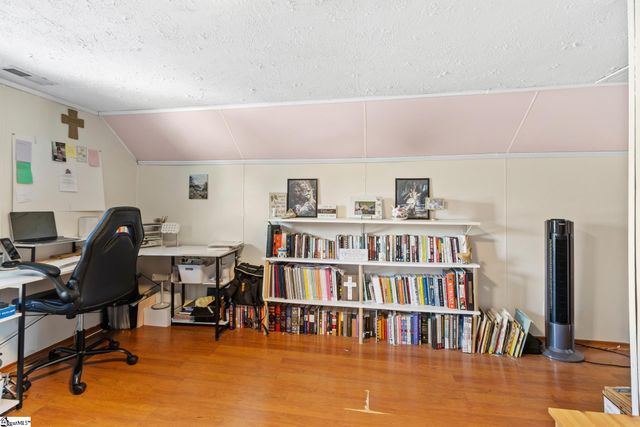 104 Montgomery Street, Campobello, SC 29322